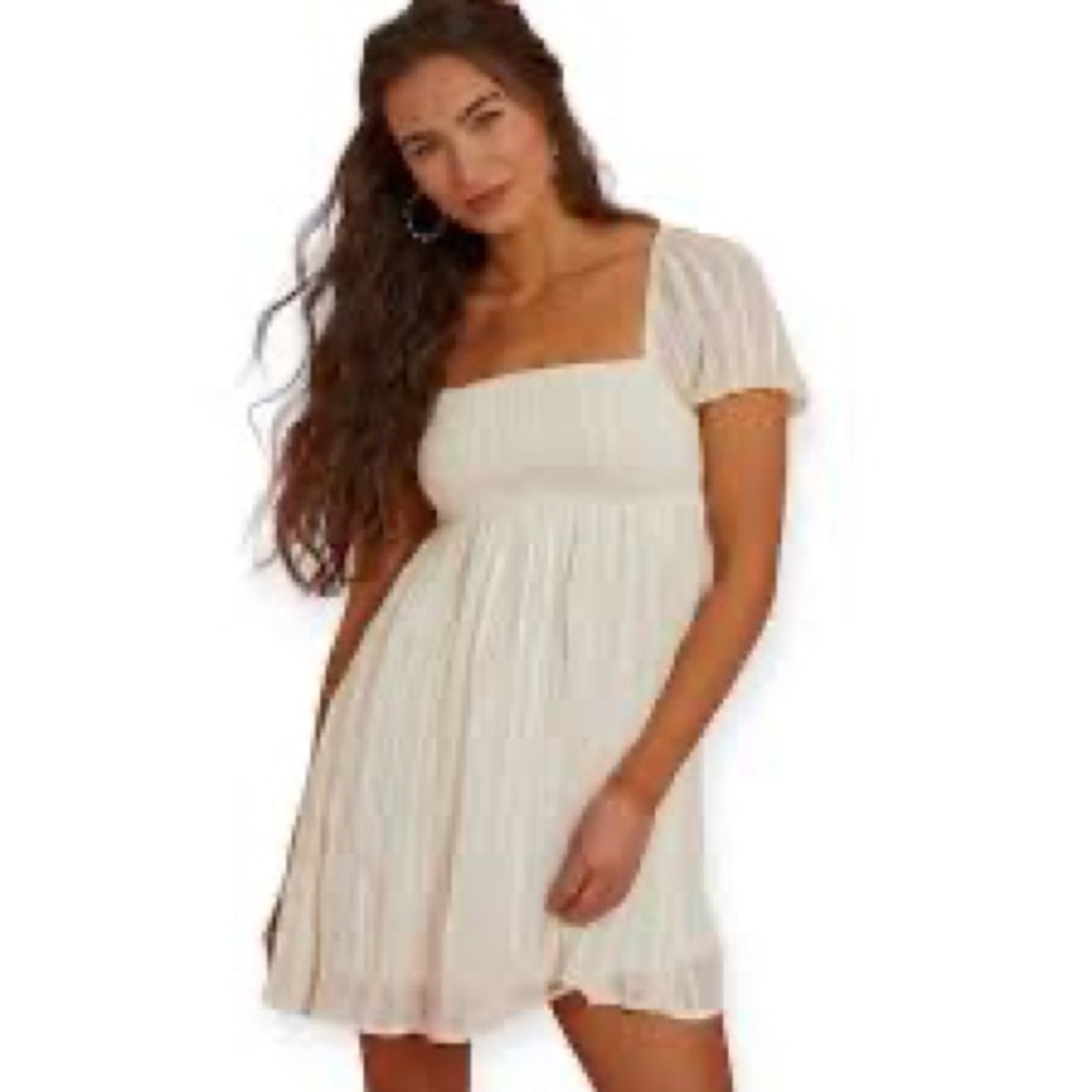 Altar'd State Cream Smocked Puff Sleeve Blouse